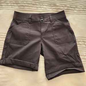 Eddie Bauer Rolled Hem Bermuda Shorts Wmns 8